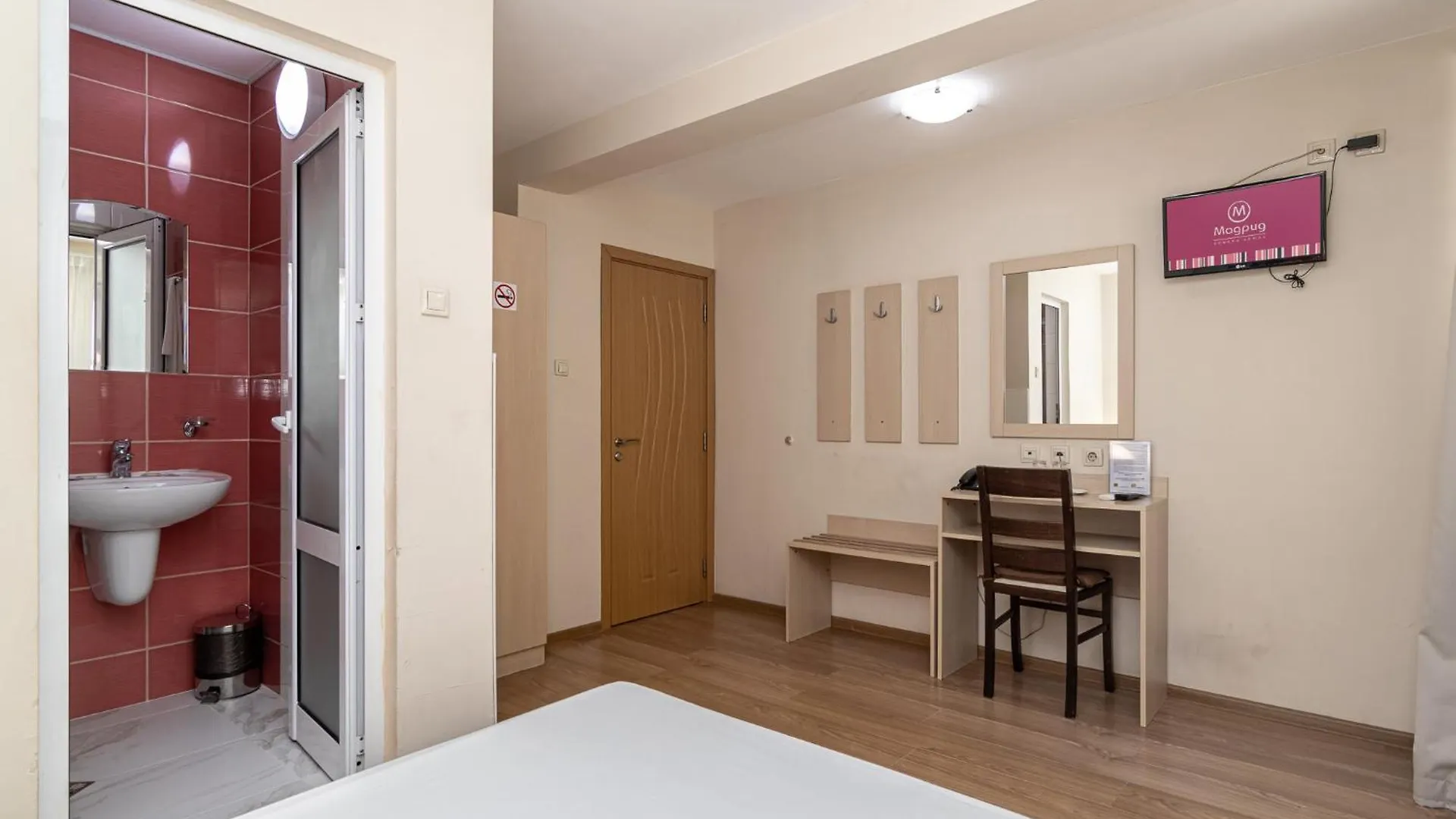 Family Hotel Madrid Σόφια 0*,