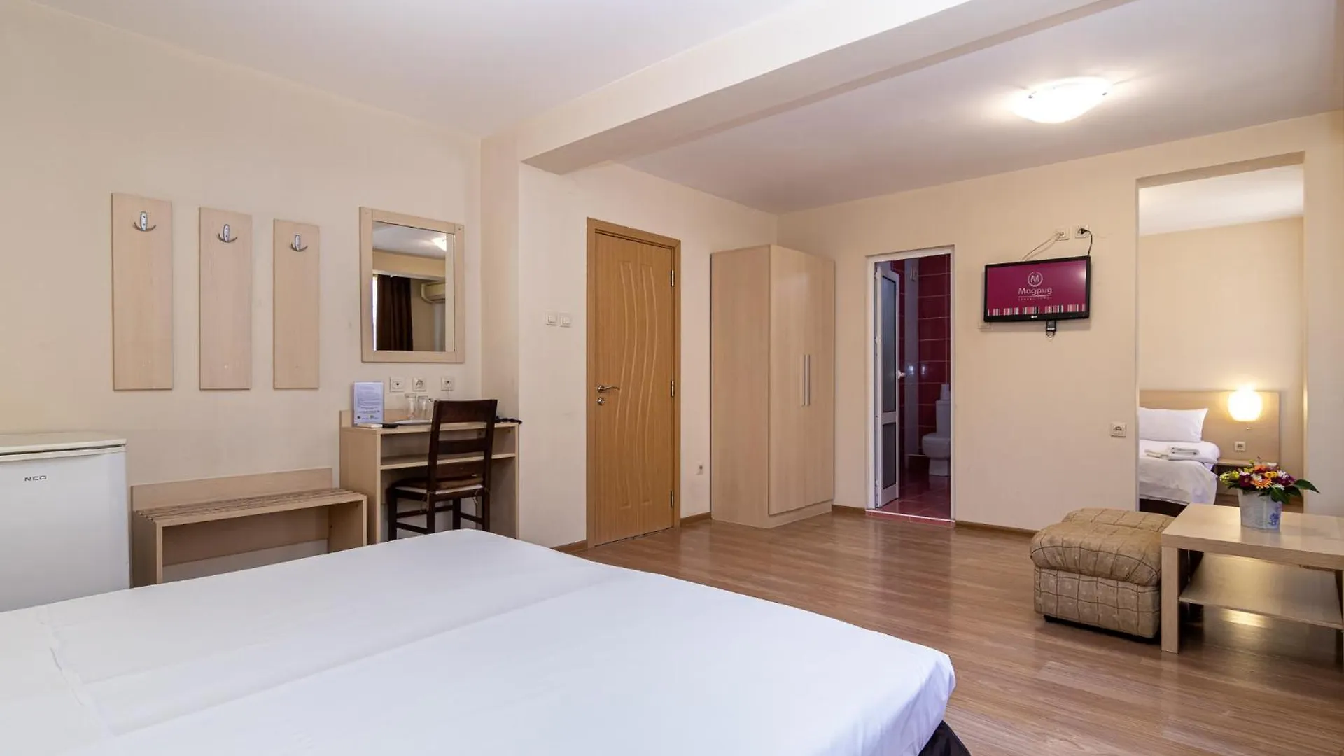 Family Hotel Madrid Σόφια
